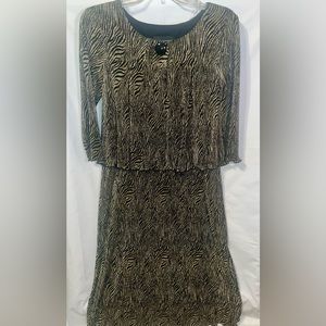 Connected Apparel Dress 3/4 sleeve.size 6